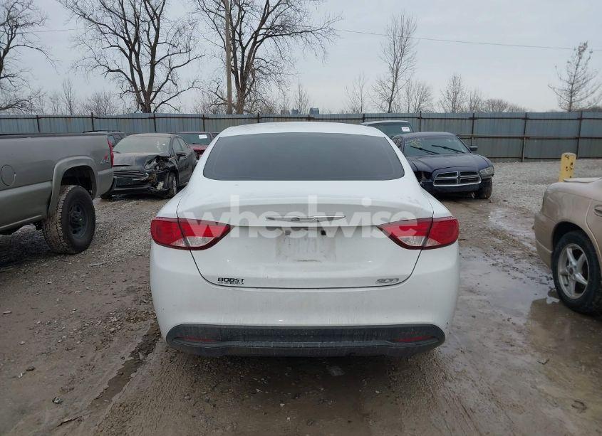 Photo 16 of 2015 Chrysler 200 LX (VIN 1C3CCCFB5FN560885)