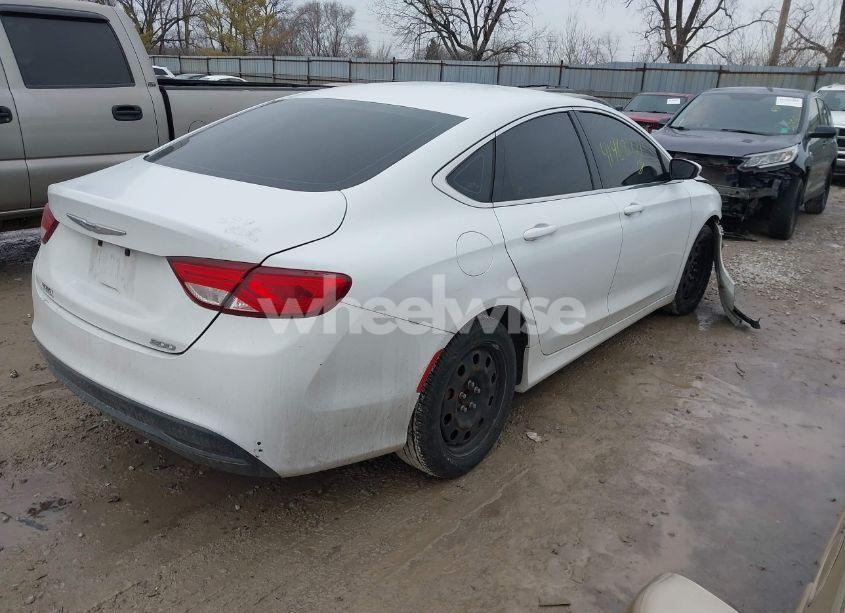 Photo 4 of 2015 Chrysler 200 LX (VIN 1C3CCCFB5FN560885)