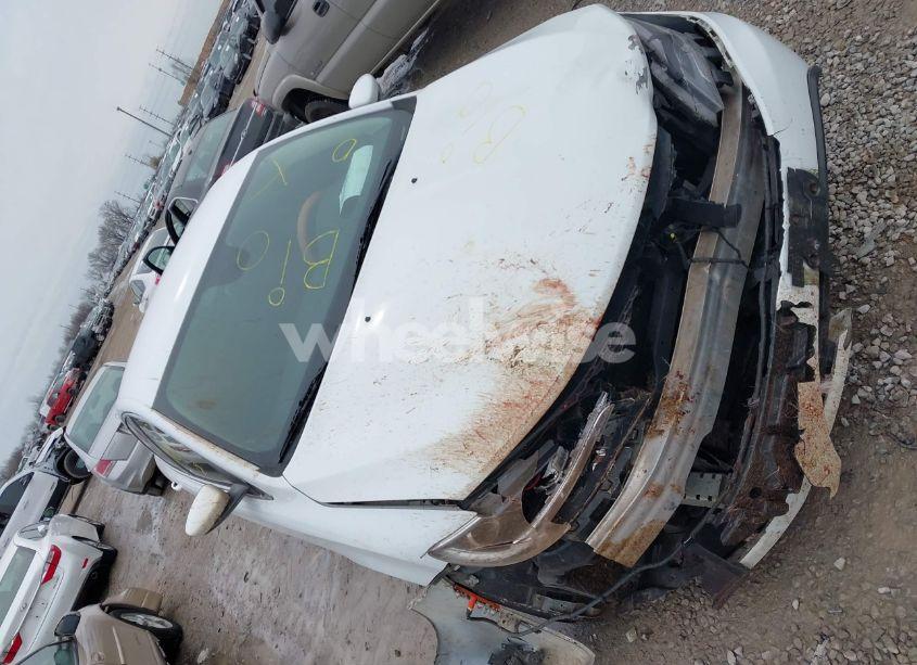 Photo 6 of 2015 Chrysler 200 LX (VIN 1C3CCCFB5FN560885)