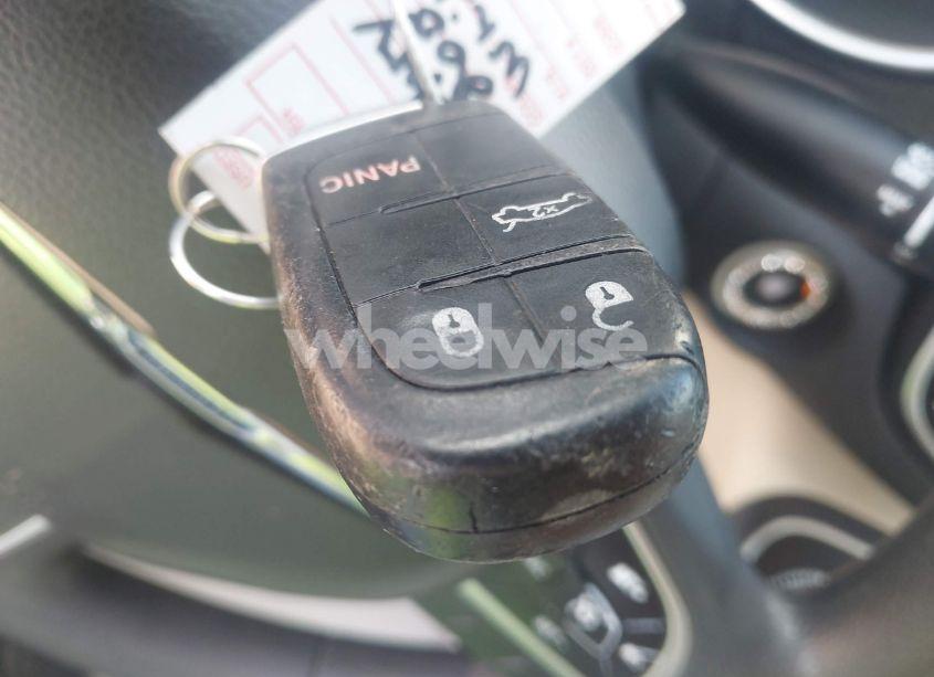 Photo 11 of 2016 Chrysler 200 LX (VIN 1C3CCCFB6GN147052)