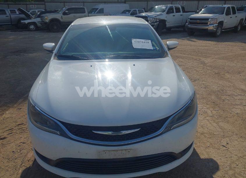 Photo 6 of 2016 Chrysler 200 LX (VIN 1C3CCCFB6GN147052)