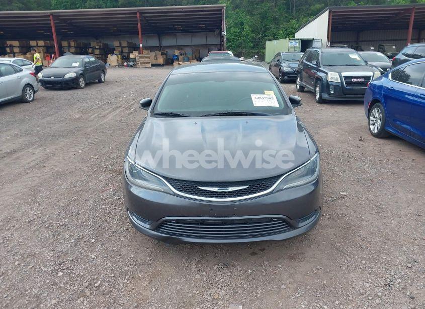 Photo 6 of 2016 Chrysler 200 TOURING (VIN 1C3CCCFB6GN196526)