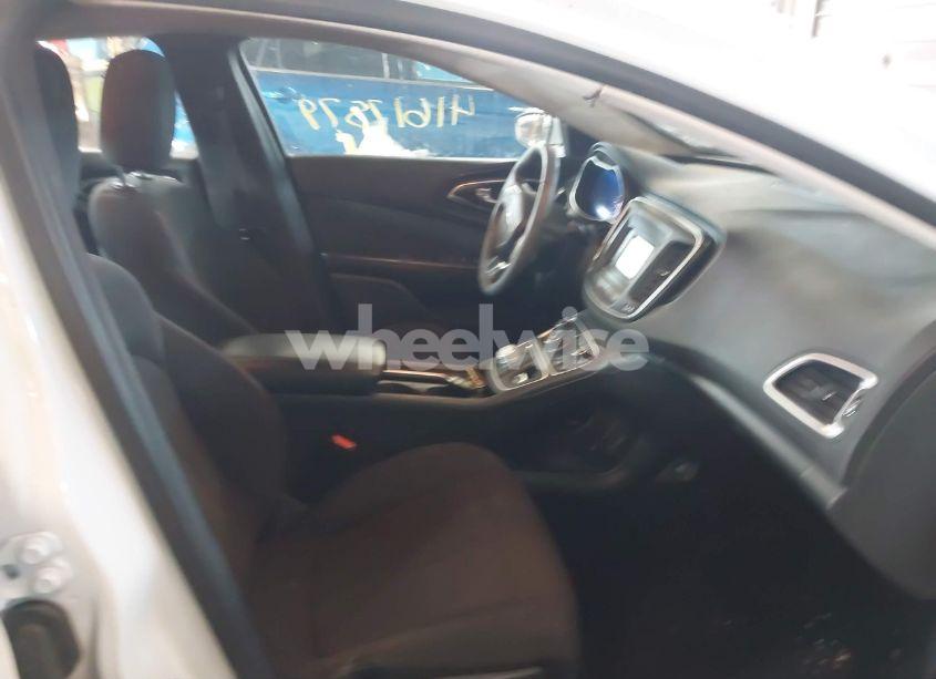 Photo 5 of 2015 Chrysler 200 LX (VIN 1C3CCCFB7FN687654)