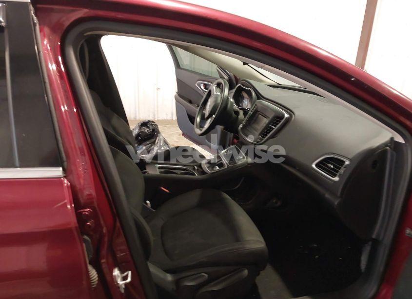 Photo 5 of 2016 Chrysler 200 TOURING (VIN 1C3CCCFB8GN192798)