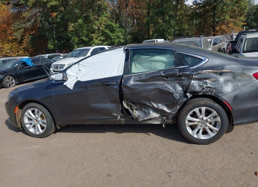 Photo 14 of 2016 Chrysler 200 TOURING (VIN 1C3CCCFB9GN182409)