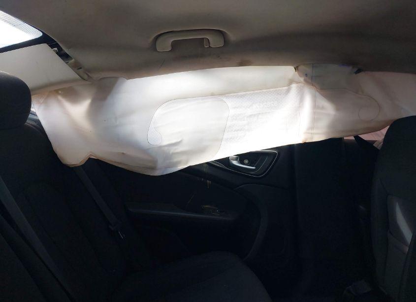 Photo 8 of 2016 Chrysler 200 TOURING (VIN 1C3CCCFB9GN182409)