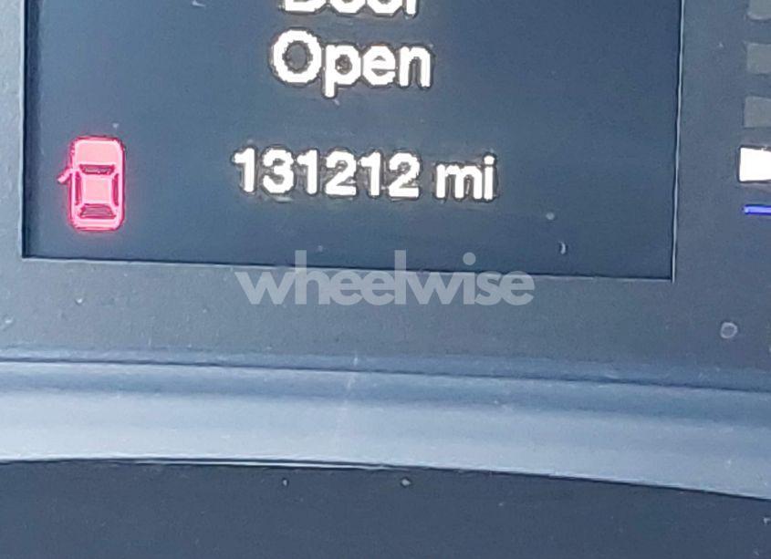 Photo 15 of 2016 Chrysler 200 TOURING (VIN 1C3CCCFB9GN189201)