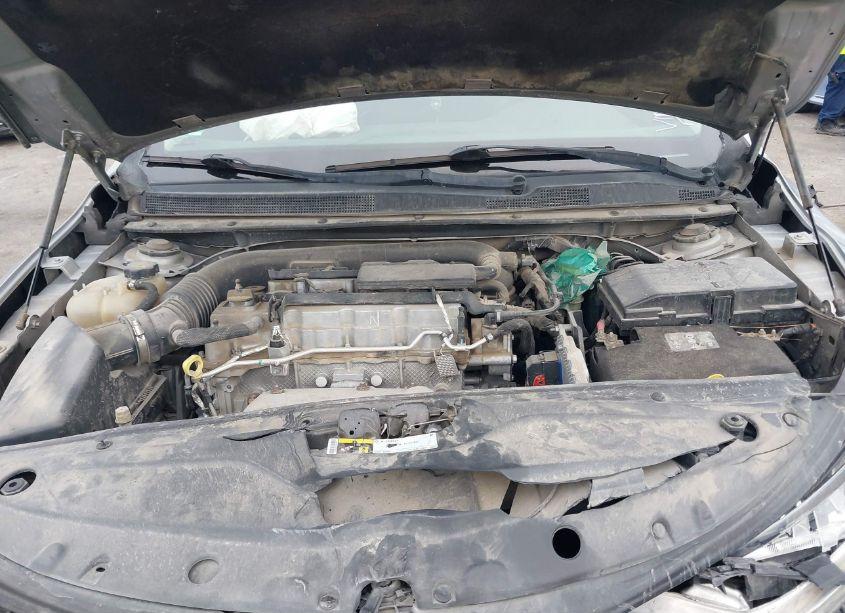 Photo 10 of 2015 Chrysler 200 LX (VIN 1C3CCCFBXFN567783)