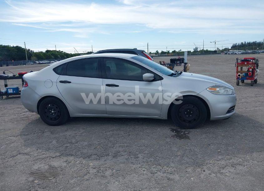 Photo 14 of 2013 Dodge Dart SE (VIN 1C3CDFAA0DD106463)