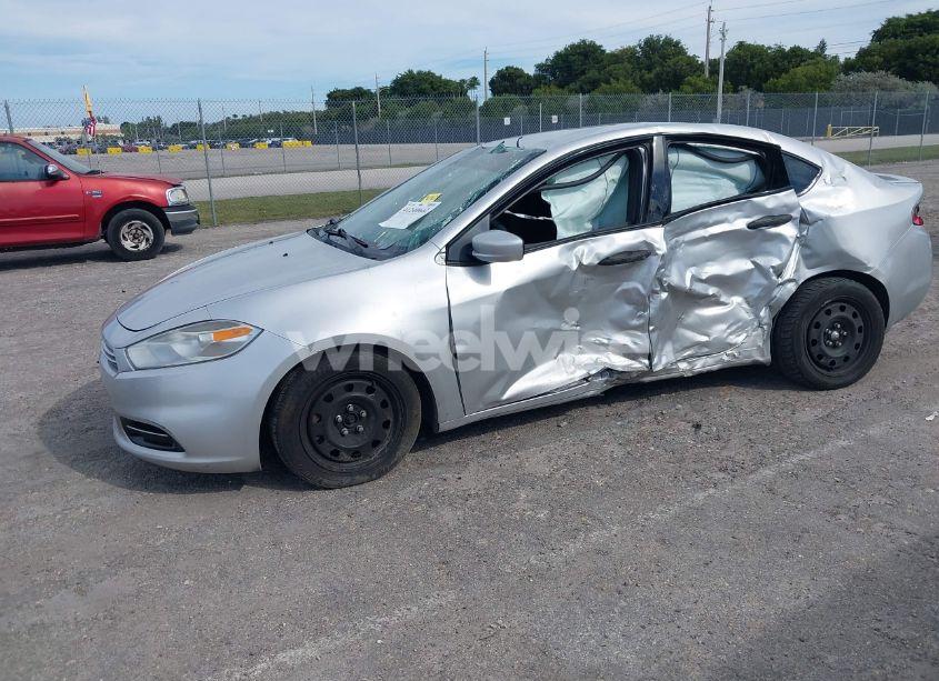 Photo 2 of 2013 Dodge Dart SE (VIN 1C3CDFAA0DD106463)