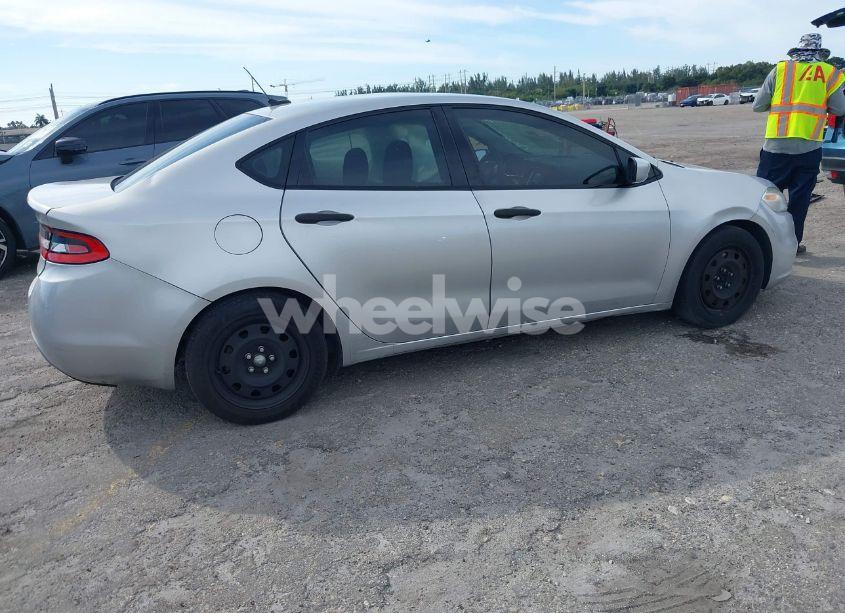 Photo 4 of 2013 Dodge Dart SE (VIN 1C3CDFAA0DD106463)