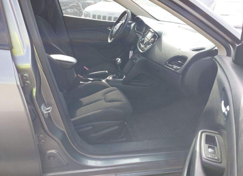 Photo 5 of 2013 Dodge Dart SE (VIN 1C3CDFAA0DD285104)