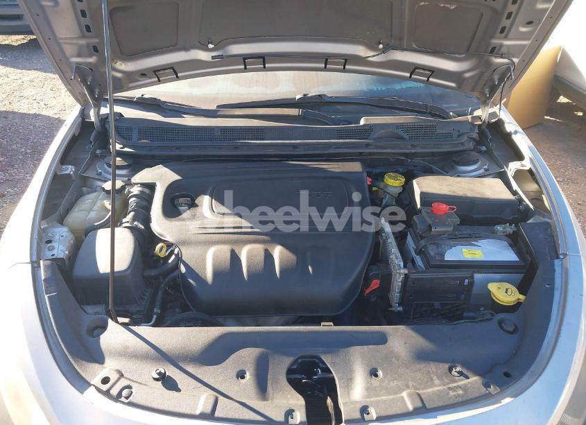 Photo 10 of 2016 Dodge Dart SE (VIN 1C3CDFAA0GD625582)