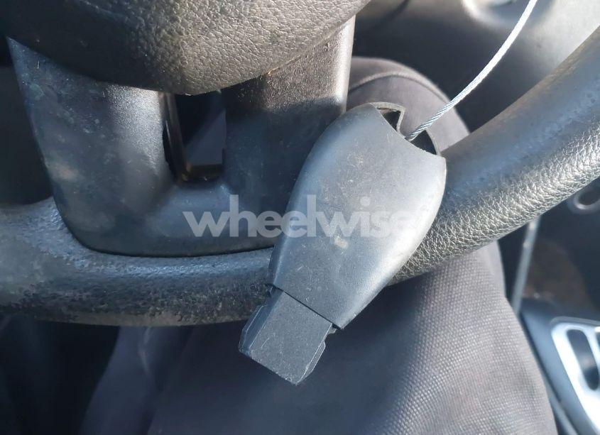 Photo 11 of 2013 Dodge Dart SE (VIN 1C3CDFAA1DD198344)