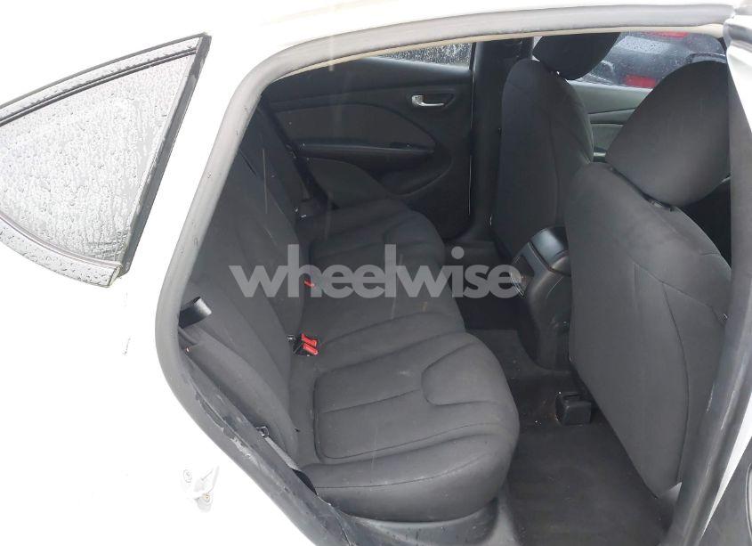 Photo 8 of 2013 Dodge Dart SE (VIN 1C3CDFAA1DD295561)