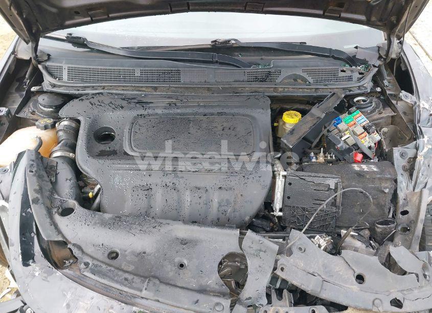 Photo 10 of 2015 Dodge Dart SE (VIN 1C3CDFAA1FD422909)