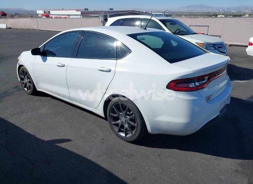 Photo 3 of 2015 Dodge Dart SE (VIN 1C3CDFAA2FD390780)