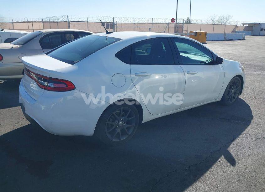 Photo 4 of 2015 Dodge Dart SE (VIN 1C3CDFAA2FD390780)