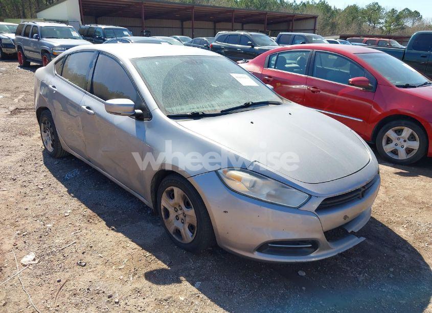 2015 Dodge Dart SE (VIN 1C3CDFAA2FD404631) main photo