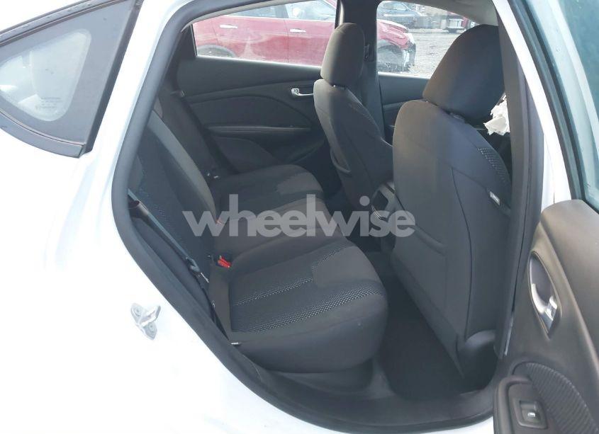 Photo 8 of 2015 Dodge Dart SE (VIN 1C3CDFAA2FD435622)