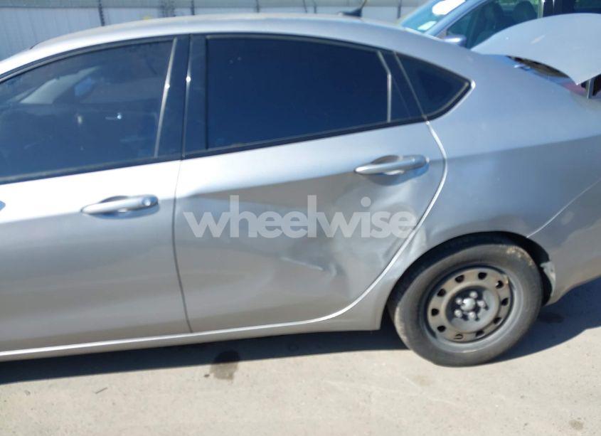 Photo 6 of 2015 Dodge Dart SE (VIN 1C3CDFAA3FD301296)