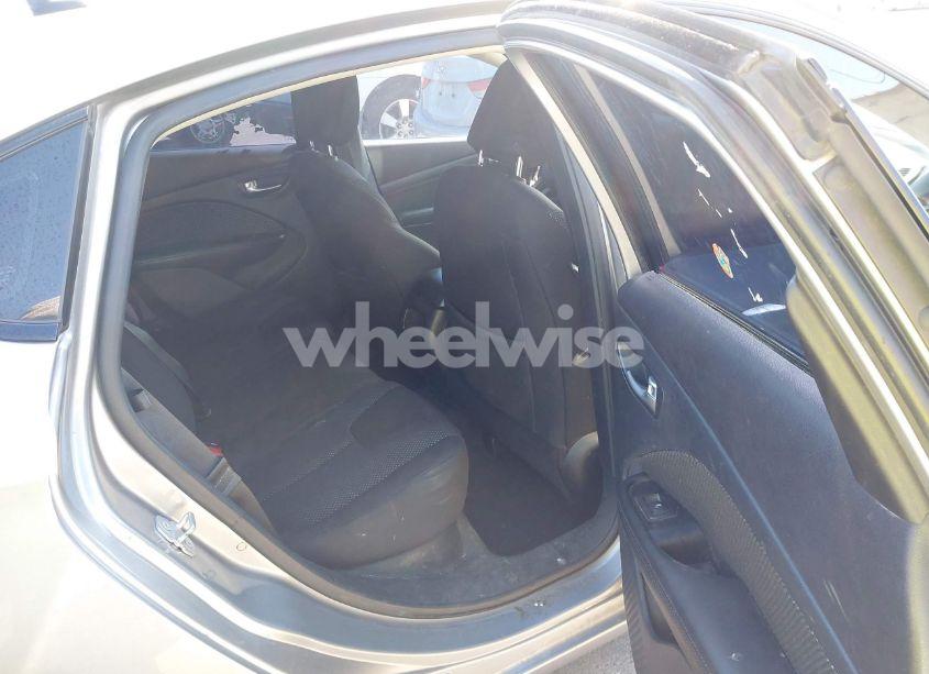 Photo 8 of 2015 Dodge Dart SE (VIN 1C3CDFAA3FD301296)