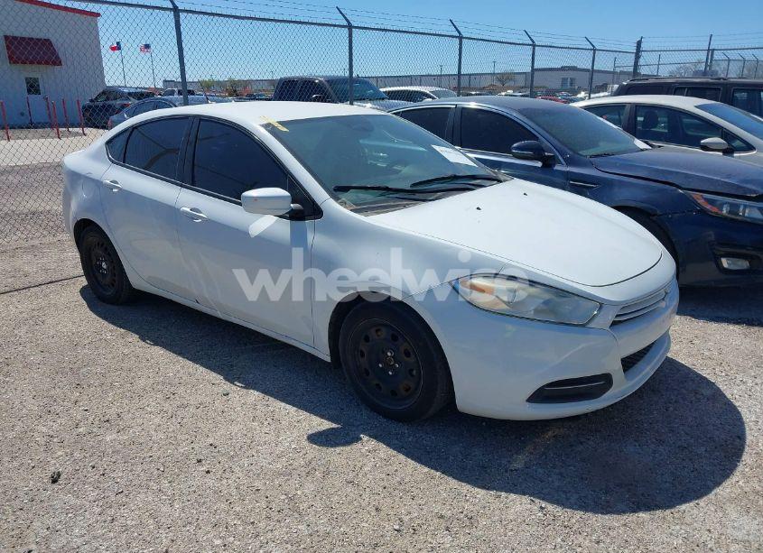 2015 Dodge Dart SE (VIN 1C3CDFAA3FD411247) main photo