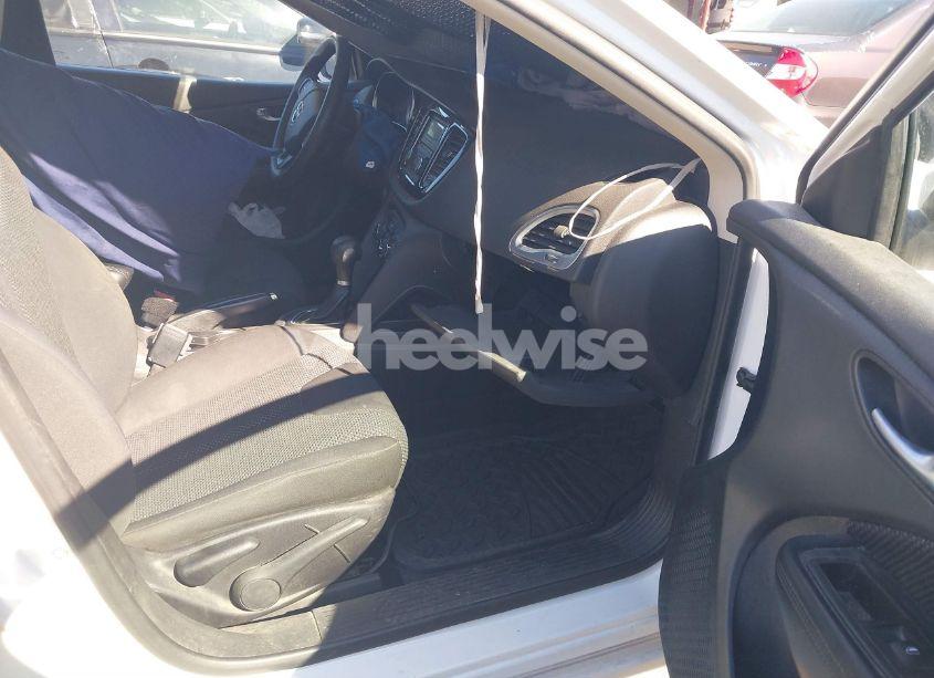 Photo 5 of 2016 Dodge Dart SE (VIN 1C3CDFAA3GD578208)