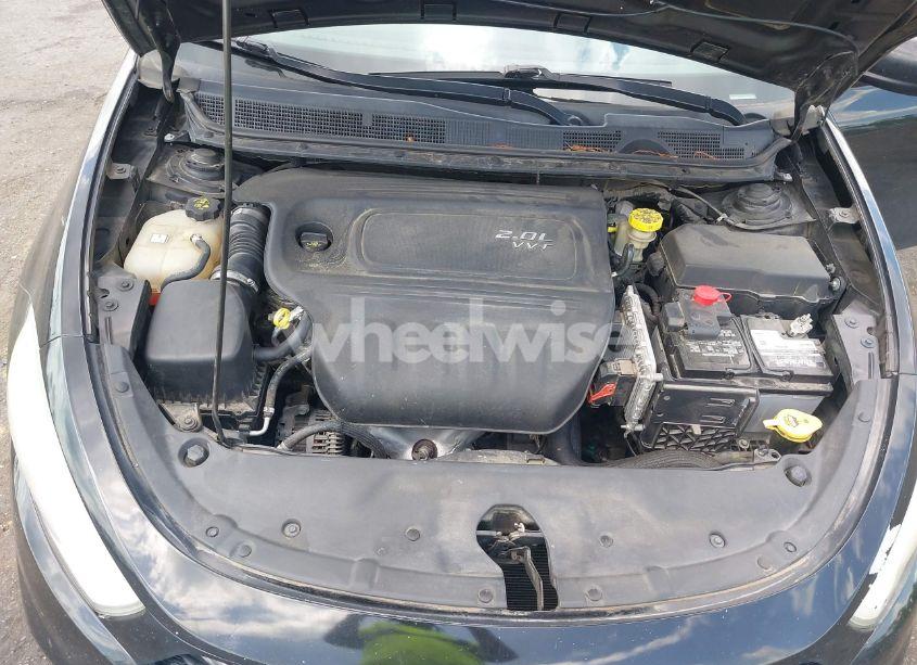 Photo 10 of 2015 Dodge Dart SE (VIN 1C3CDFAA4FD151070)