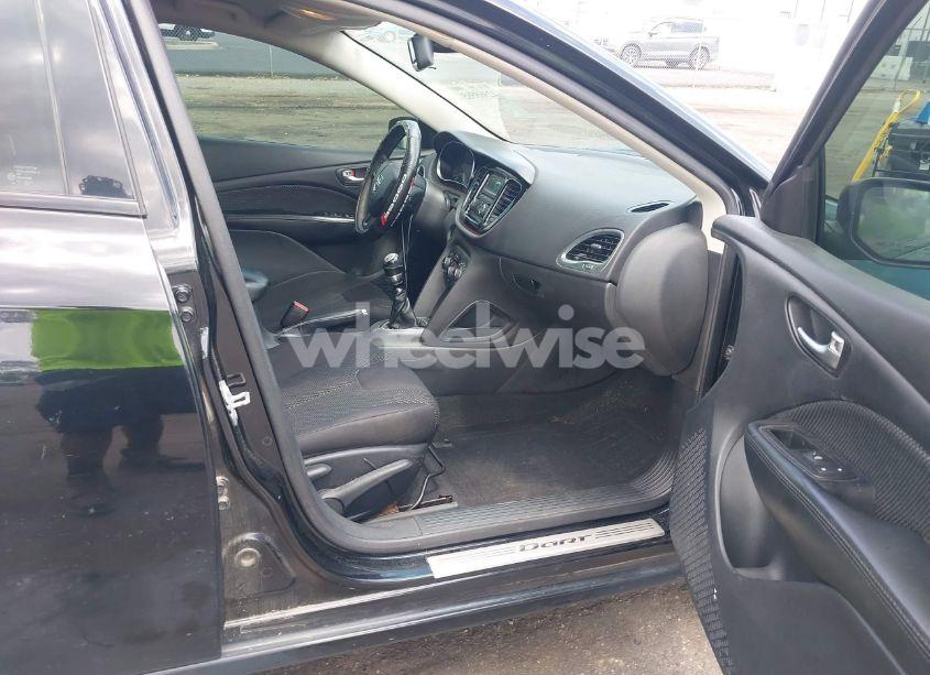 Photo 5 of 2015 Dodge Dart SE (VIN 1C3CDFAA4FD151070)