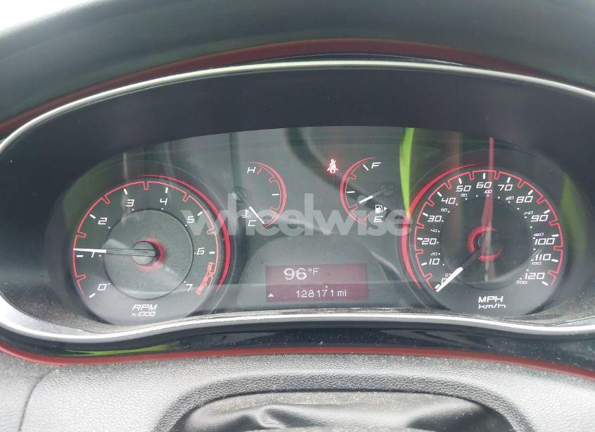 Photo 7 of 2015 Dodge Dart SE (VIN 1C3CDFAA4FD151070)