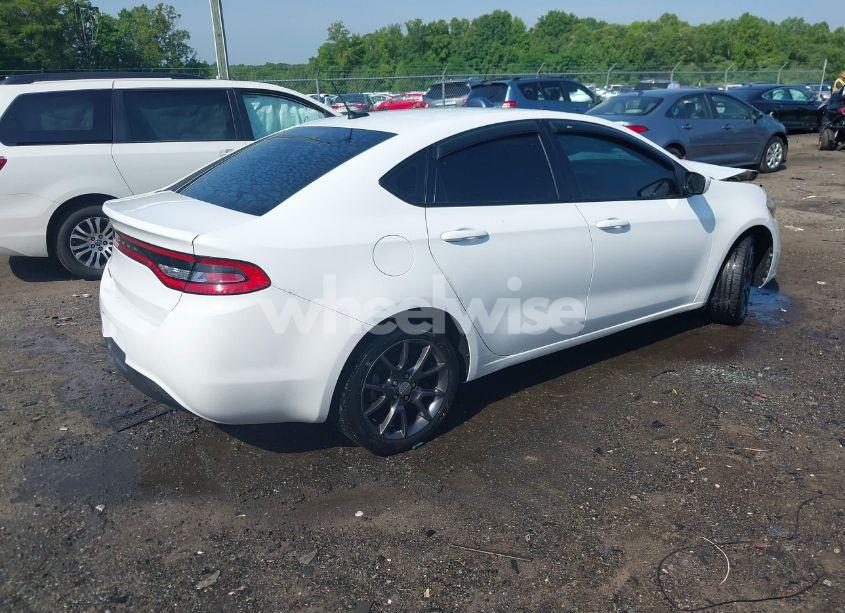 Photo 4 of 2015 Dodge Dart SE (VIN 1C3CDFAA4FD311514)