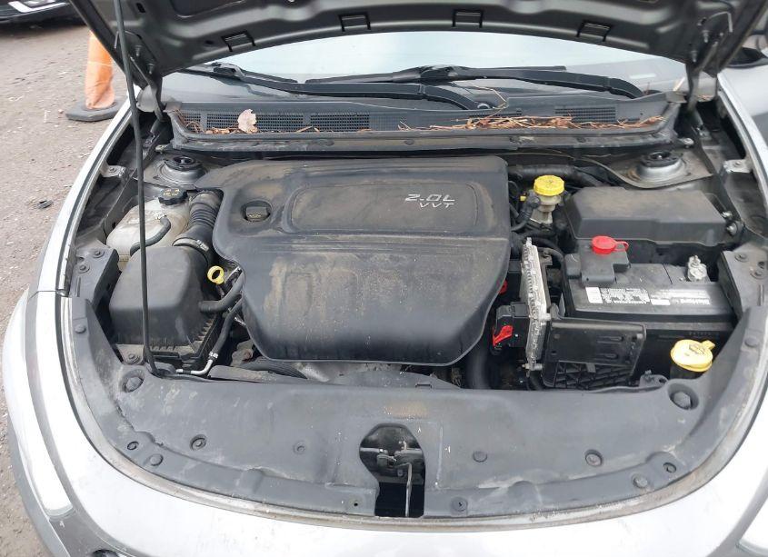 Photo 10 of 2013 Dodge Dart SE (VIN 1C3CDFAA5DD106622)