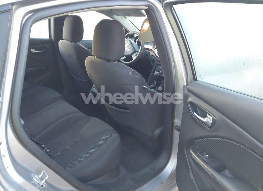 Photo 8 of 2015 Dodge Dart SE (VIN 1C3CDFAA5FD433721)