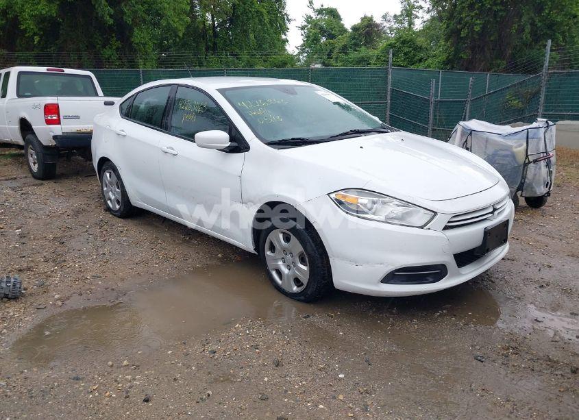 2015 Dodge Dart SE (VIN 1C3CDFAA6FD252899) main photo