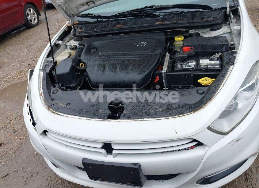 Photo 10 of 2015 Dodge Dart SE (VIN 1C3CDFAA6FD252899)