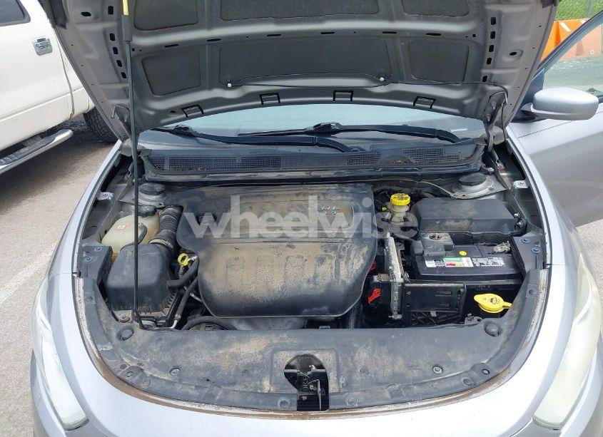 Photo 10 of 2015 Dodge Dart SE (VIN 1C3CDFAA6FD403255)