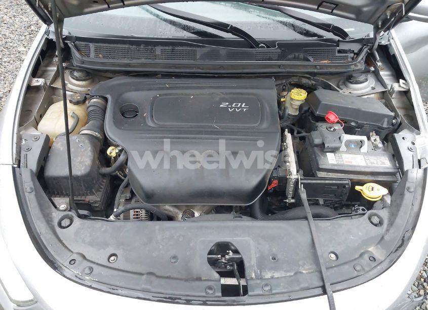 Photo 10 of 2015 Dodge Dart SE (VIN 1C3CDFAA7FD111887)