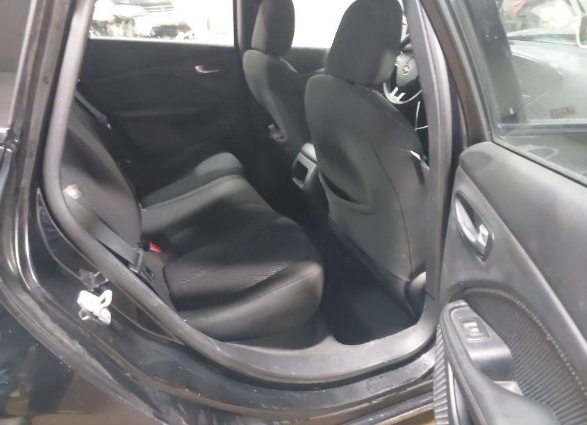 Photo 8 of 2016 Dodge Dart SE (VIN 1C3CDFAA7GD606625)