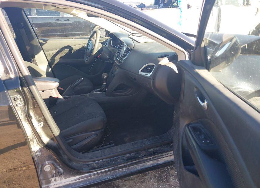 Photo 5 of 2016 Dodge Dart SE (VIN 1C3CDFAA8GD508574)