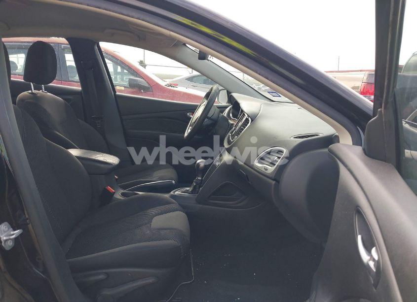 Photo 5 of 2016 Dodge Dart SE (VIN 1C3CDFAA9GD630263)