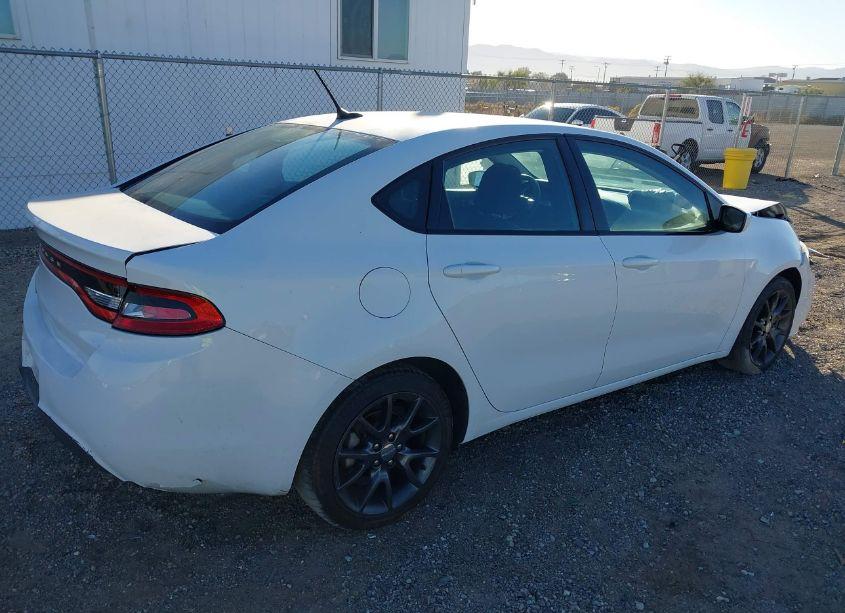 Photo 4 of 2015 Dodge Dart SE (VIN 1C3CDFAAXFD311064)