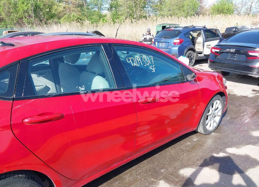 Photo 18 of 2013 Dodge Dart SXT (VIN 1C3CDFBA0DD141969)