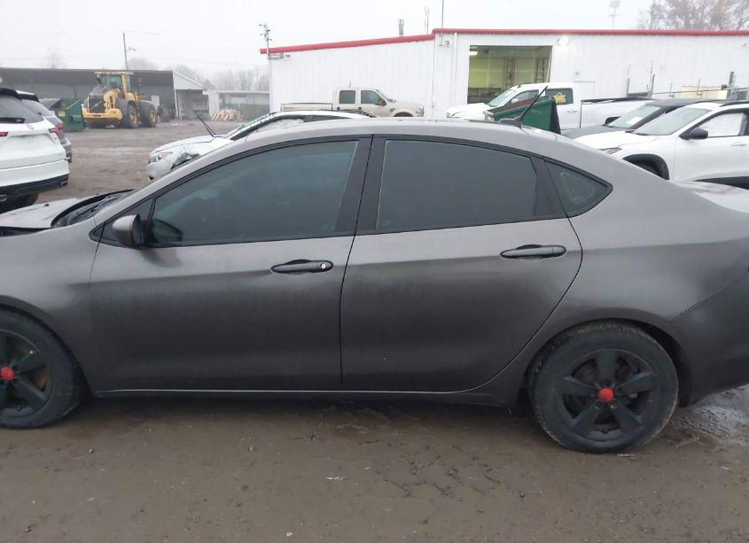 Photo 15 of 2016 Dodge Dart SXT (VIN 1C3CDFBA0GD652568)