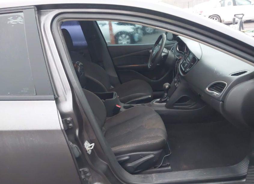 Photo 5 of 2016 Dodge Dart SXT (VIN 1C3CDFBA0GD652568)