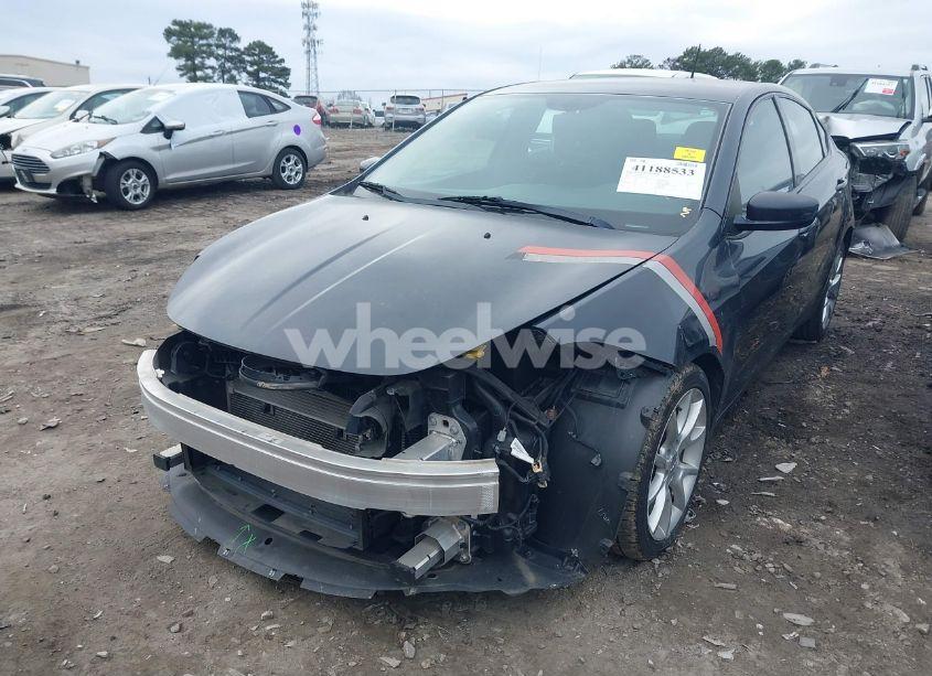 Photo 2 of 2013 Dodge Dart SXT (VIN 1C3CDFBA1DD345003)