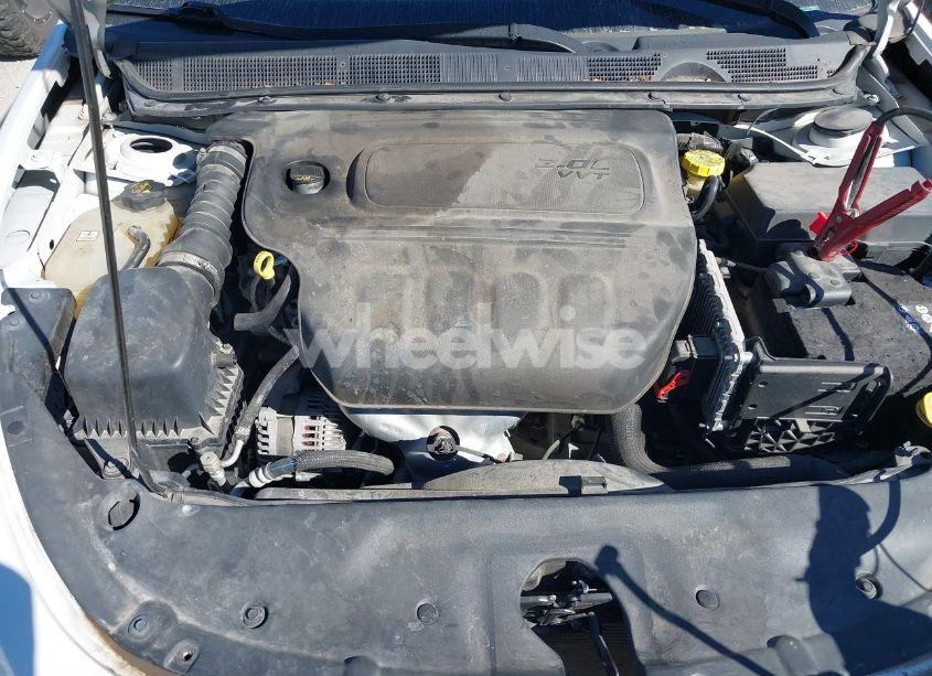 Photo 10 of 2016 Dodge Dart SXT (VIN 1C3CDFBA1GD604660)