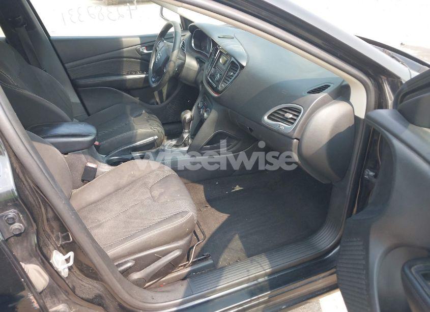 Photo 5 of 2016 Dodge Dart SXT (VIN 1C3CDFBA3GD613408)