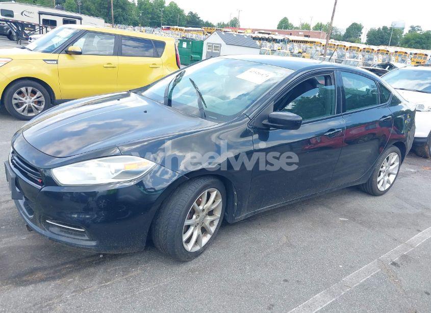 Photo 2 of 2013 Dodge Dart SXT (VIN 1C3CDFBA4DD233599)