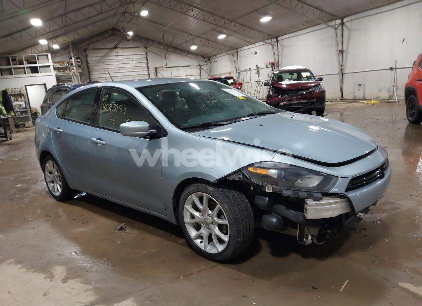 2013 Dodge Dart SXT (VIN 1C3CDFBA4DD312335) main photo